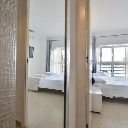 Guzman - Calalga Lägenhet